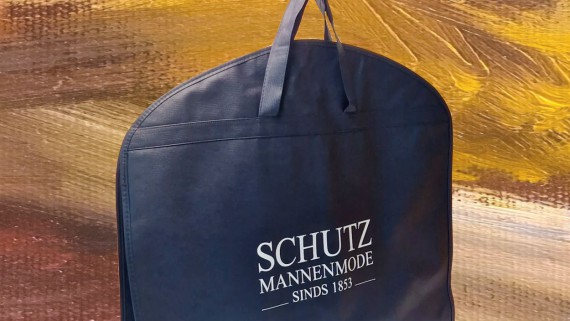 Schutz kleding hoezen aug 2023